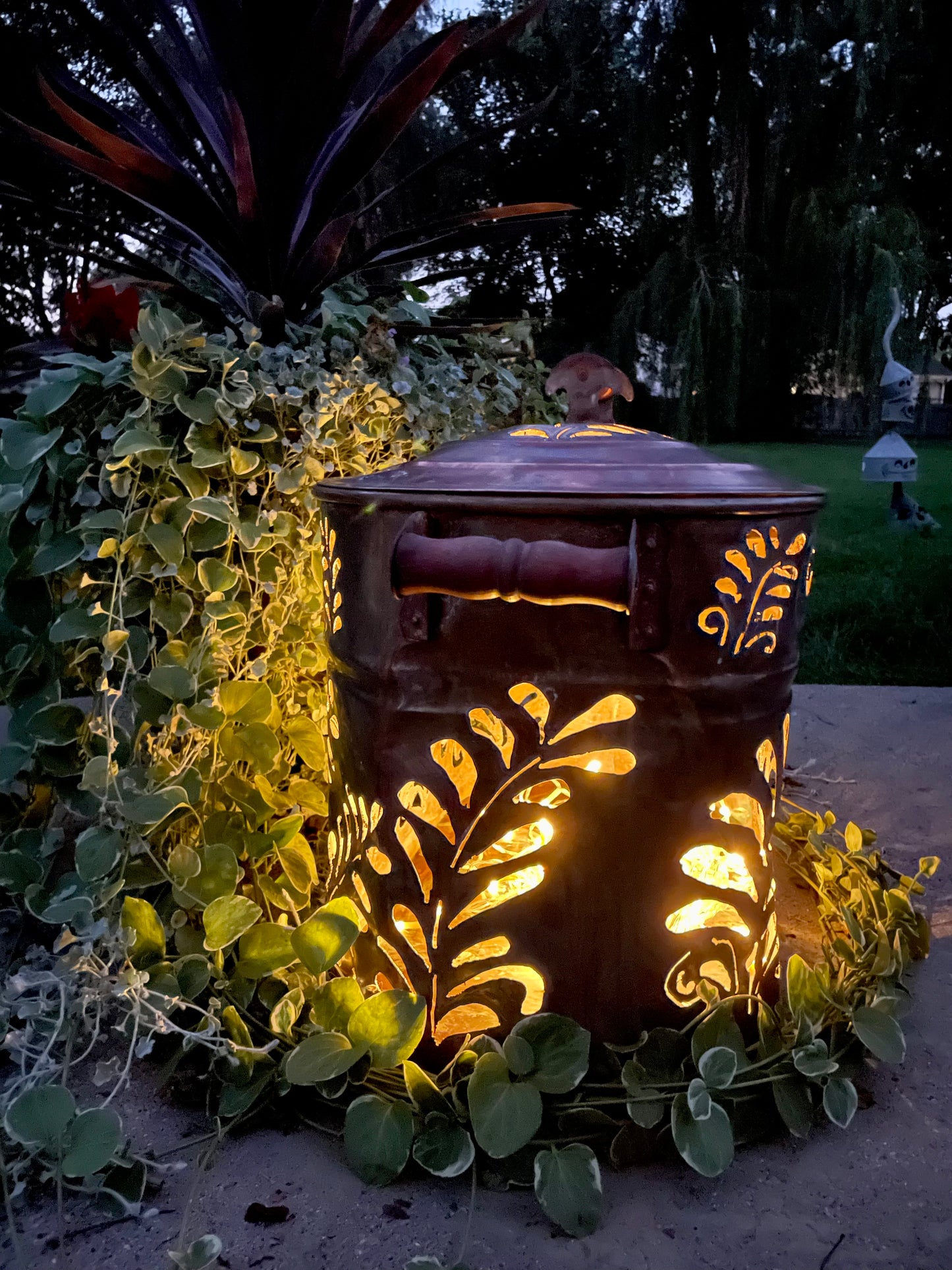 Antique Copper Boiler Luminary with Lid