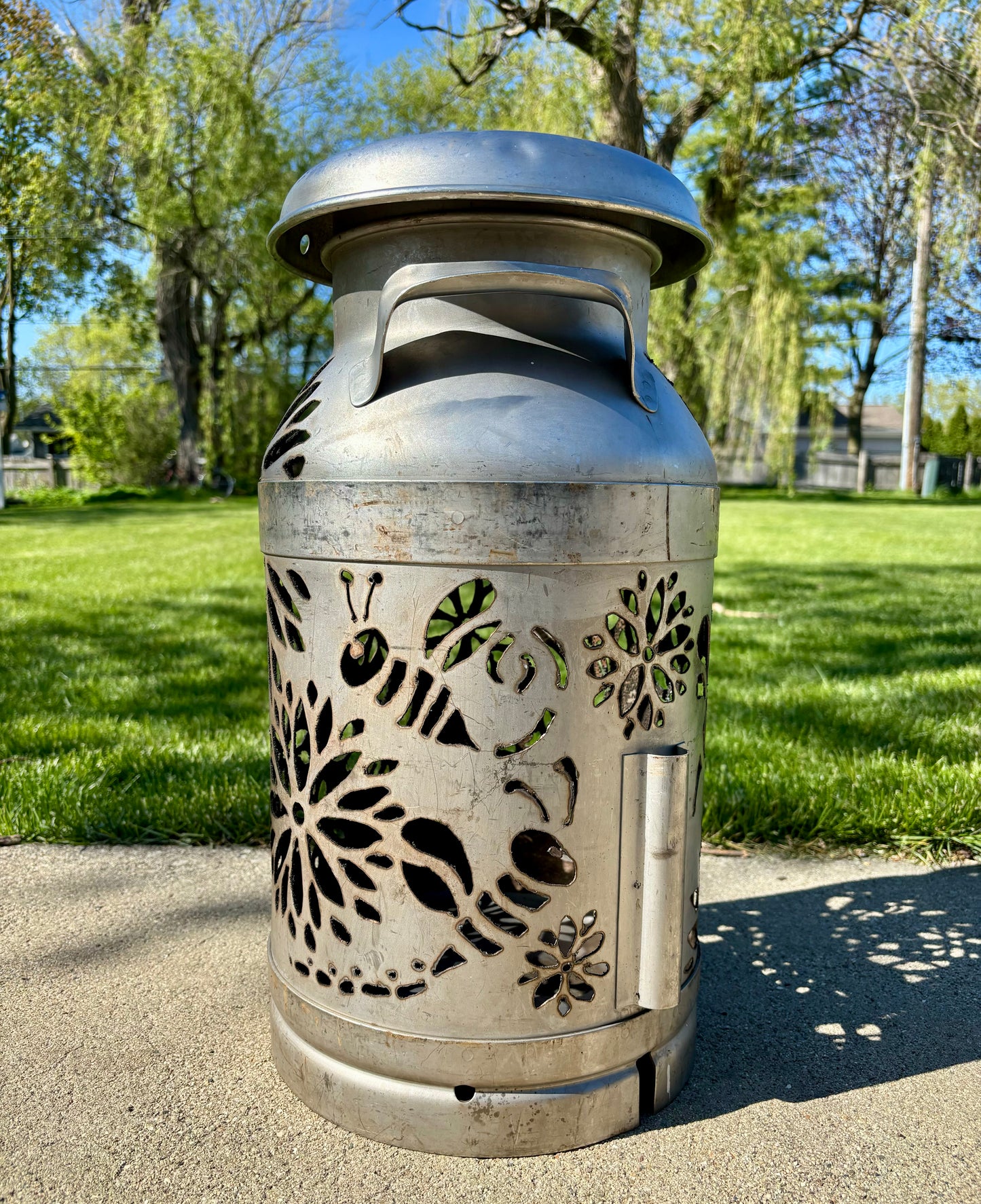 Buzzy Bee Milk Can