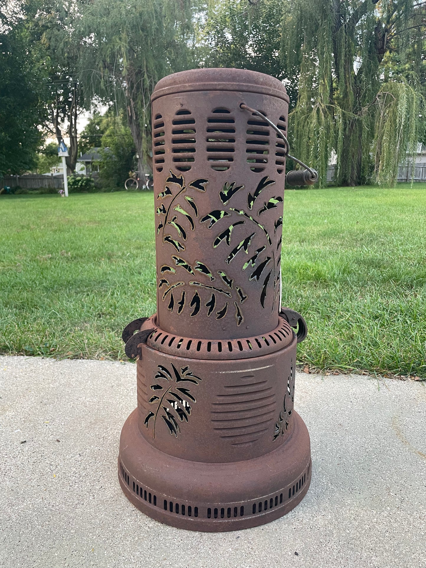 Vintage Kerosene Heater Luminary