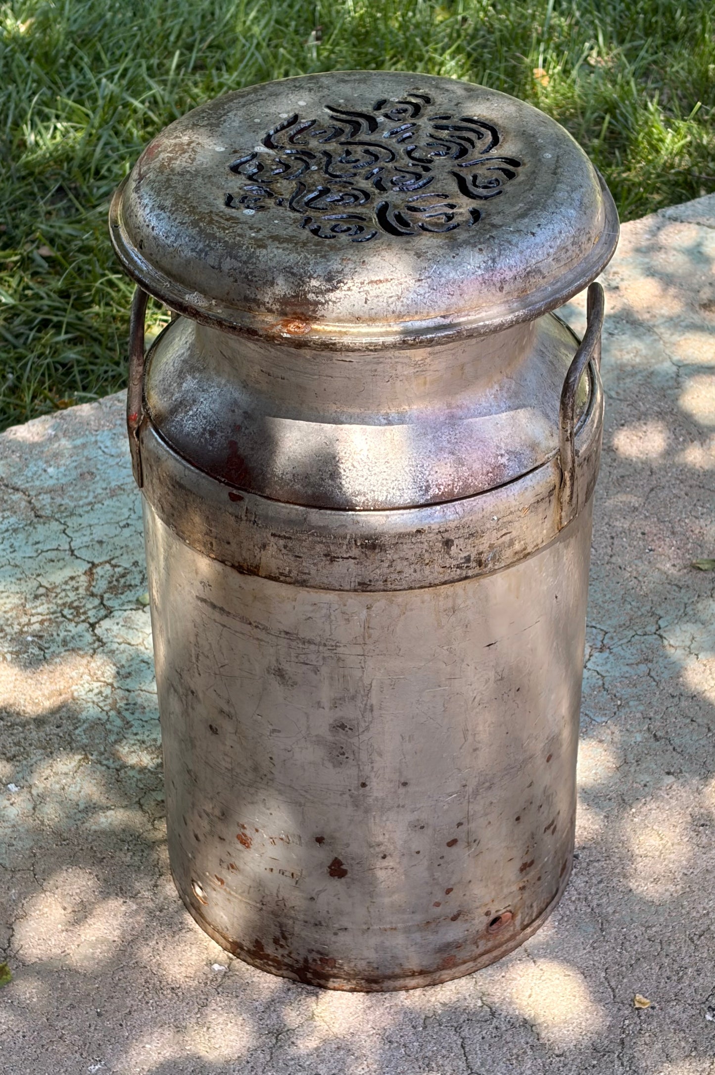 Milk Can Luminary - Flower Design